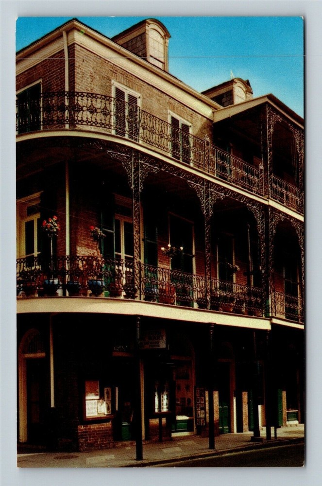 New Orleans LA-Louisiana, French Quarter Delicate Lace Balconies Chrome Postcard