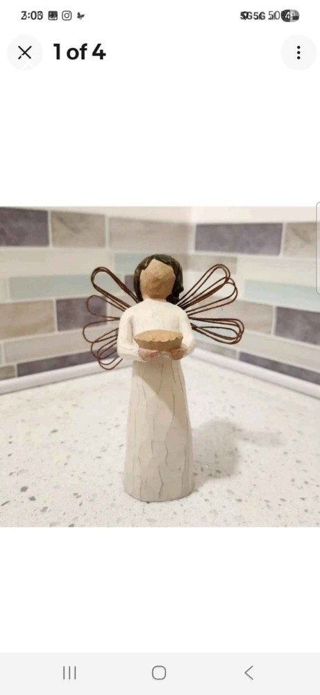 Lovely Willow Tree Angel of the Hearth Figurine in Excellent Condition
