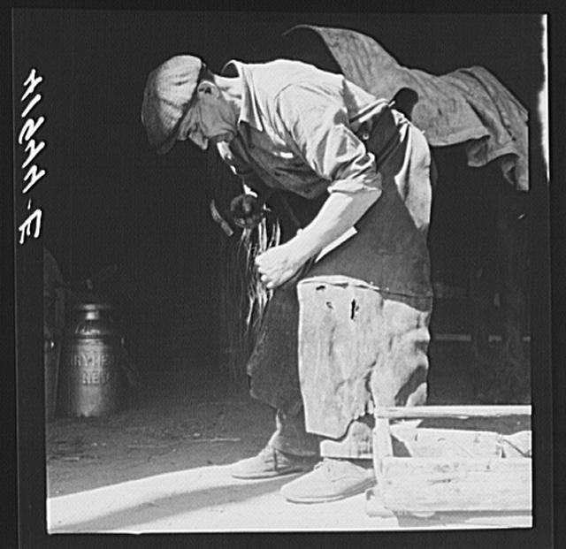 Emerson J. Leonard Farm,Wallingford,Connecticut,CT,New Haven County,1940,FSA