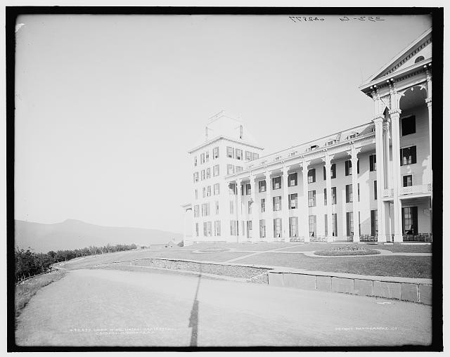 Left wing,Hotel Kaaterskill,resorts,streets,Catskill Mountains,New York,NY,1900