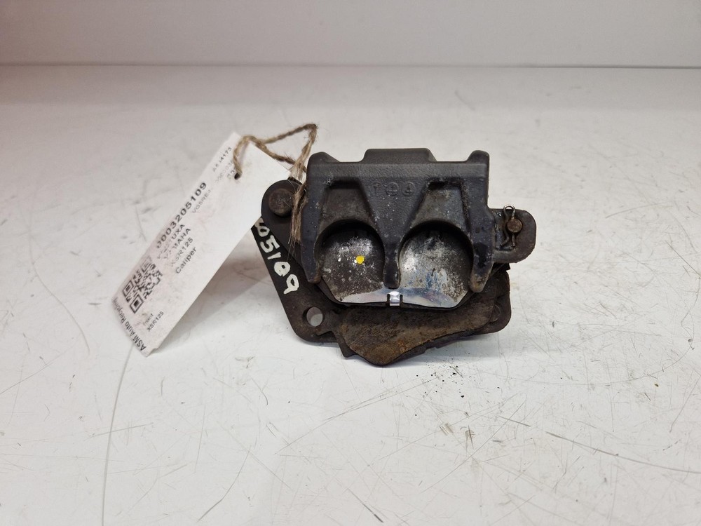 YAMAHA XSR 125 (MTM125) FRONT BRAKE CALIPER 2021 E33RE