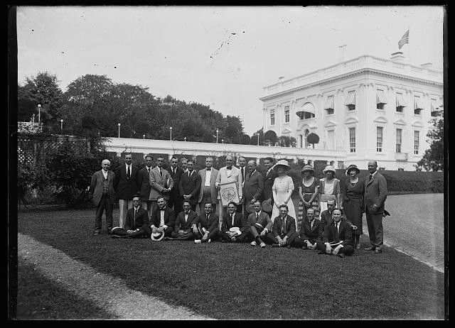 Photo:Washington D.C. Warren Harding White House Group Portrait 1921-1923