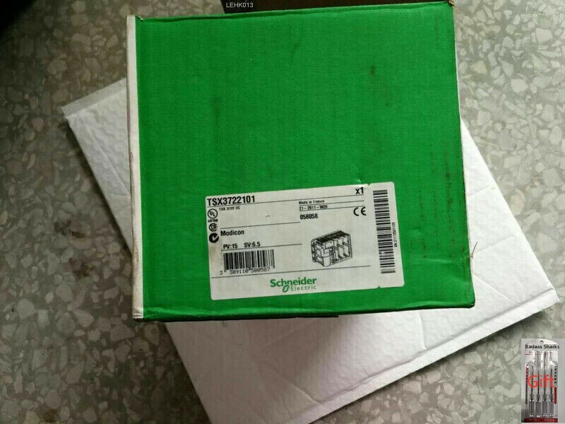1PCS NEW IN BOX Schneider TSX3722101 Modicon Micro Base Module TSX-3722101