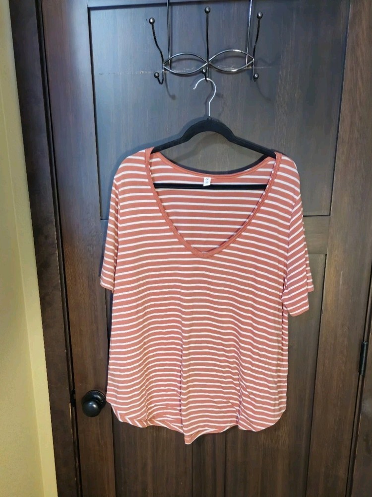 EUC Women's Plus Striped Stretch Knit Tee Shirt Top Blouse Short Sleeve Size 3X