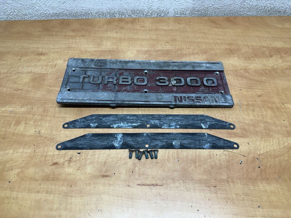 84-89 Nissan 300ZX Turbo Z31 OEM Intake Manifold Cover Plate