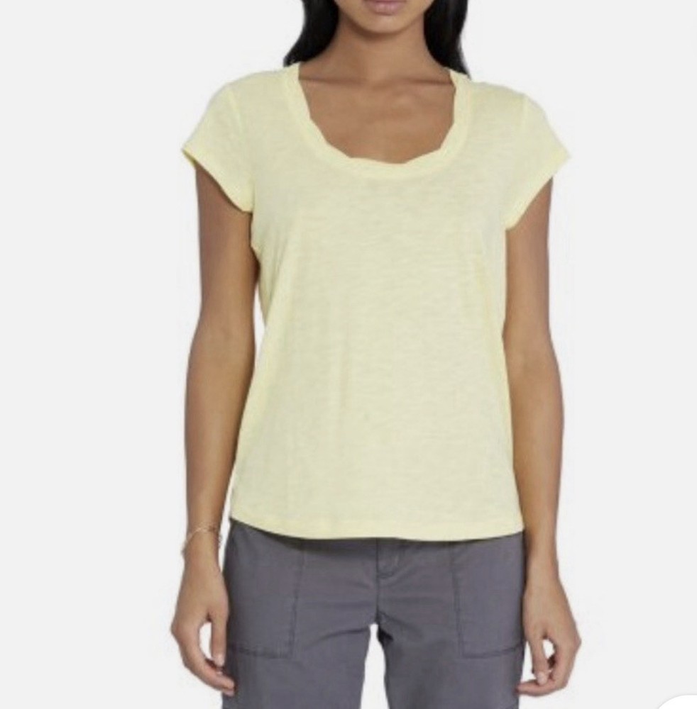 Social Standard by Sanctuary Amber Yellow Scoop Neck T-Shirt Short Sleeve L
