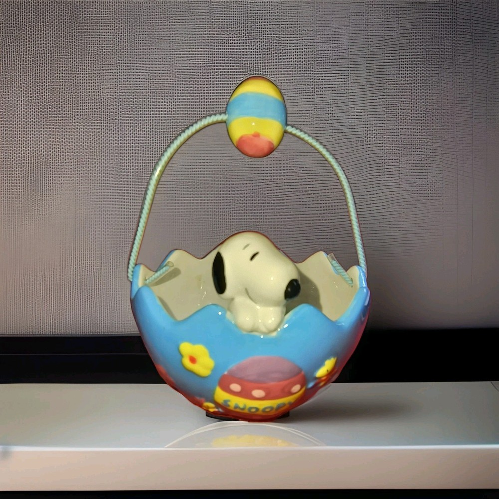 2001 Galerie Peanuts Snoopy & Woodstock Easter Egg Candy Dish Blue Bowl w/Handle