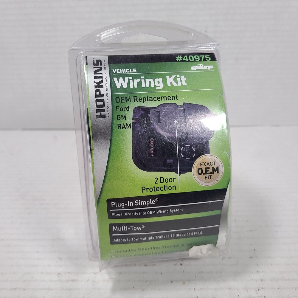 Hopkins Towing Solutions Vehicle 7-Blade & 4-Flat Wiring Kit Connector Open Box