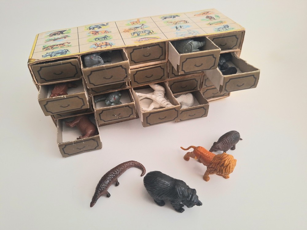 Vintage Chadwick Miller Animal Chest Toy Set with Original Box and 20 Animals