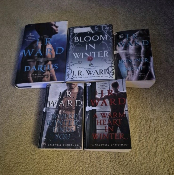 The Black Dagger Brotherhood Books By J.r Ward