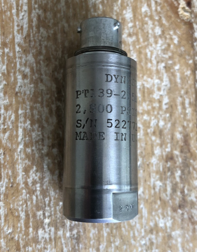 Vintage Quality DYNISCO Pressure Transducer or Sensor PT139-2.5M-H12 NOS