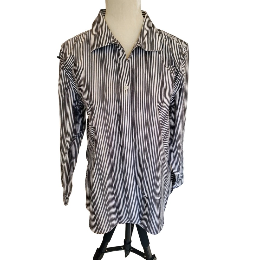 Chico's size 2 Large Non Iron button down Careerwear Cotton
