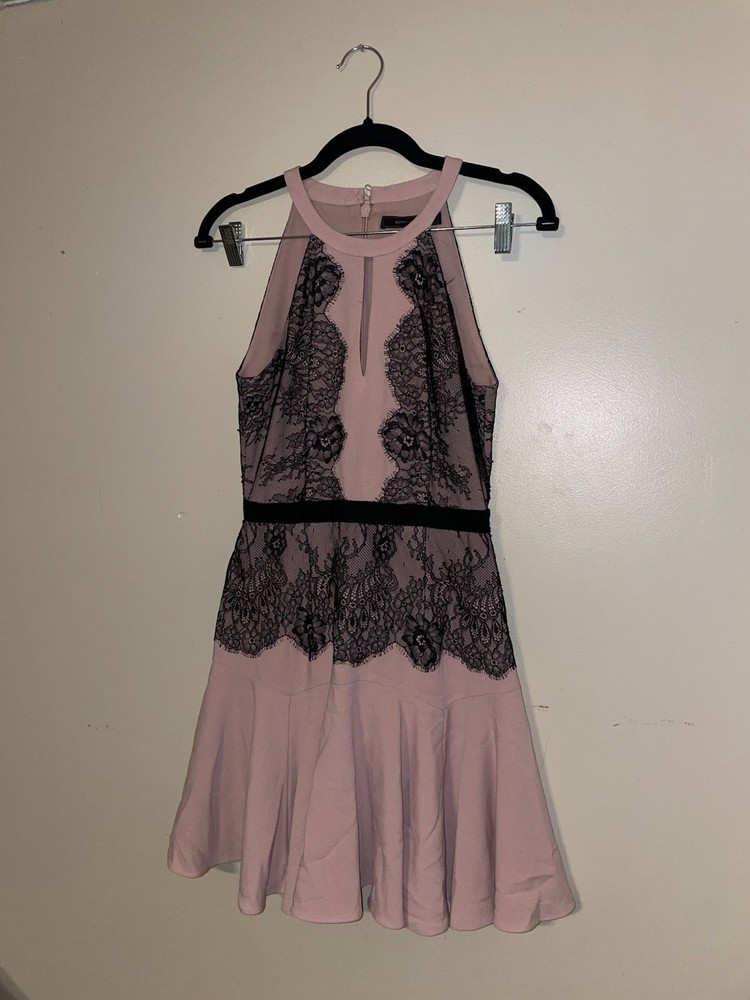 BCBG Maxazaria Women’s Dress Pink With Black Lace Size 0