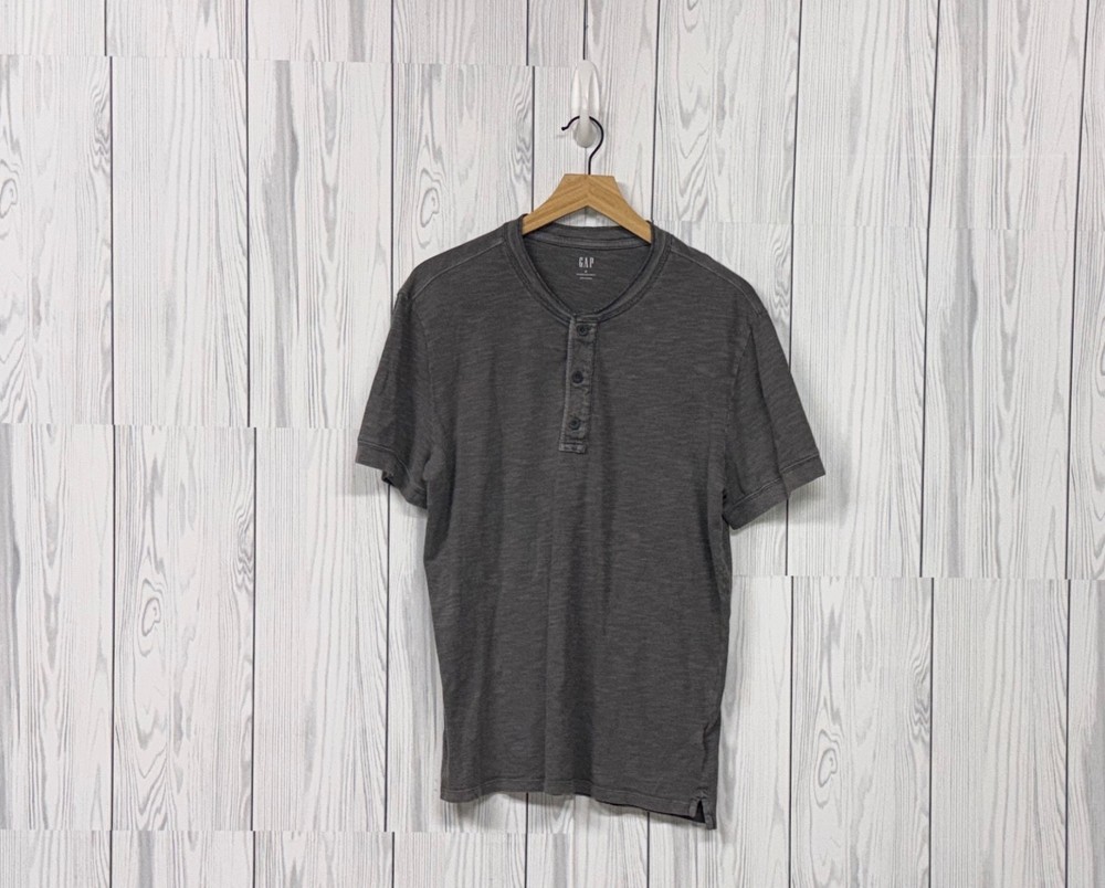 Gap t shirt mens size medium vintage henley solid gray short sleeve pullover