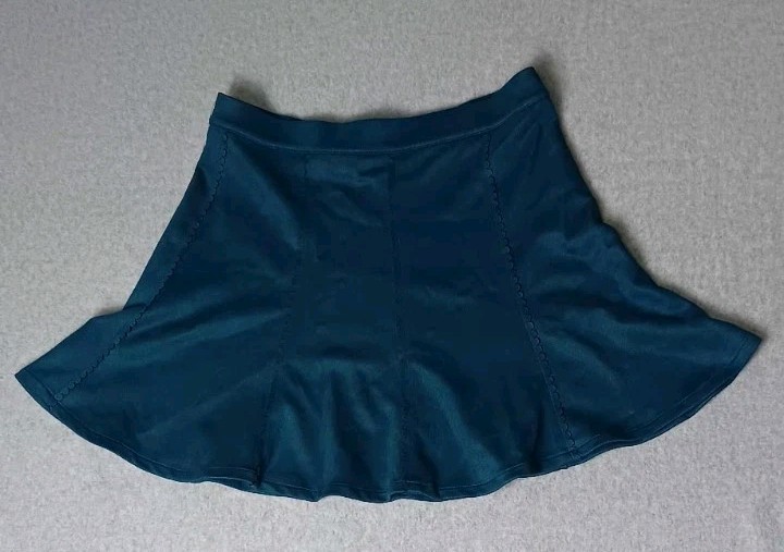 Mi Ami Mini Skirt Womens Size Large Velveety Blue Pleated