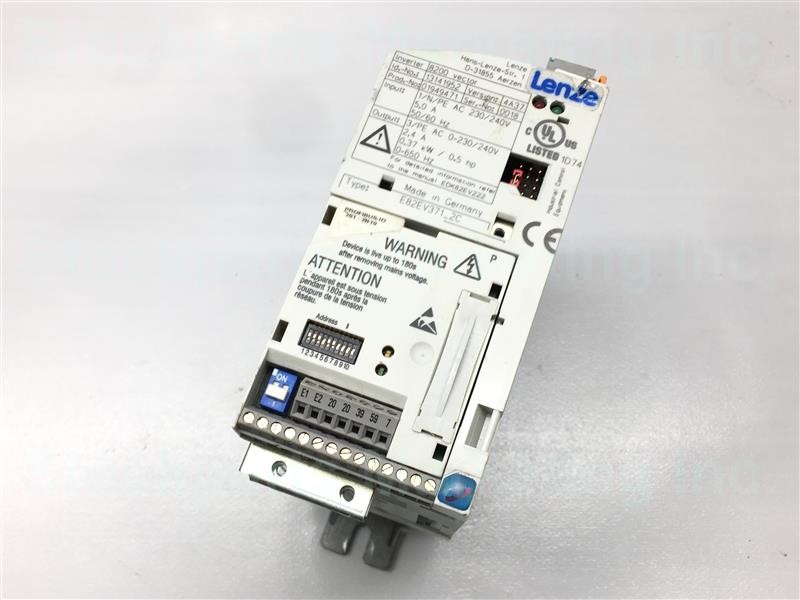 Lenze E82EV371_2C Inverter Drive 3/PE A C 0-230/240V 2.4 A 0.37 kW/0.5 hp  AS IS
