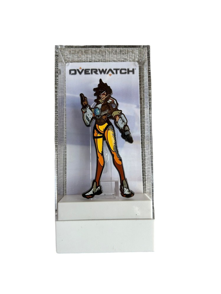 FiGPiN Overwatch: Tracer - Collectible Pin with Premium Display Case