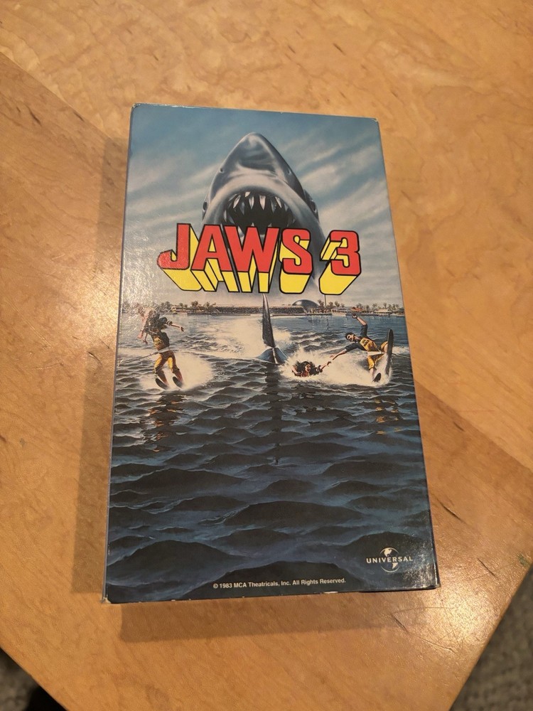 Jaws 3 (VHS, 1983) MCA Universal Home Video - Dennis Quaid - Cult Horror