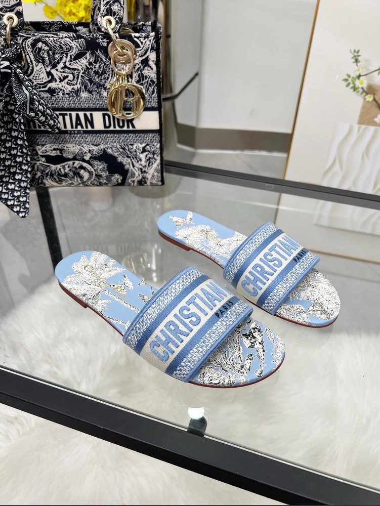 Dior women's message sandals with size guide
