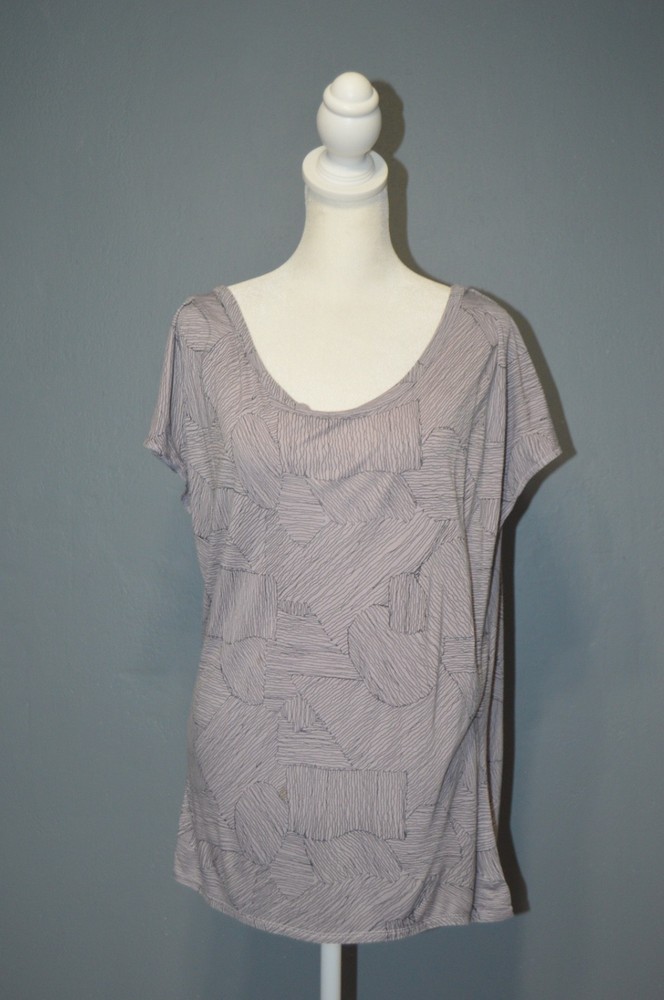 GAP Women's Sz Small Purple Printed Short Sleeve Top