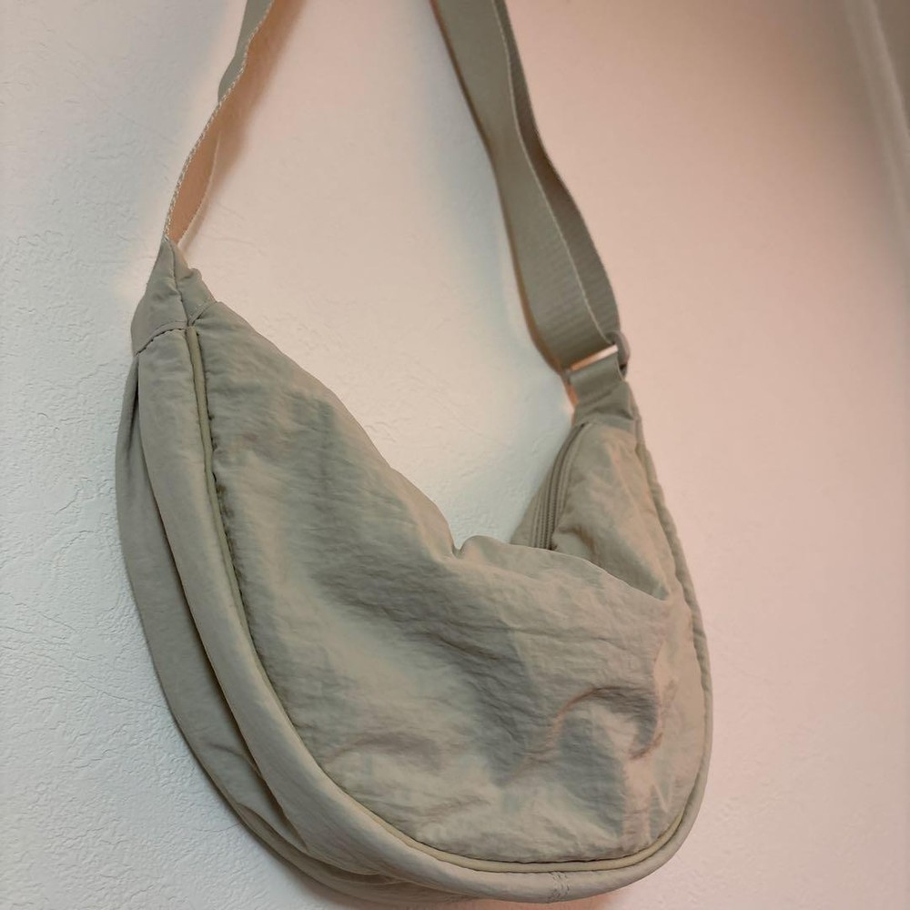 UNIQLO Round Shoulder Bag New Unused No Tags Crossbody Purse