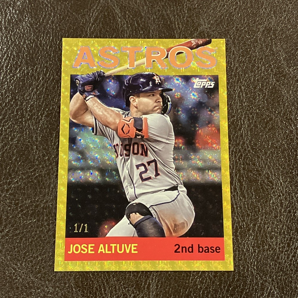 2025 Topps Archives Jose Altuve  Gold Foilfractor Image Variation 1/1 Astros