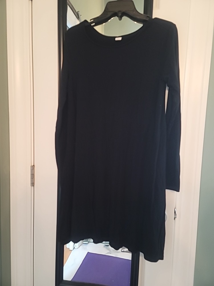 Old Navy  Solid Black Long Sleeve Crew Neck A-Line Dress Size M Knee Length