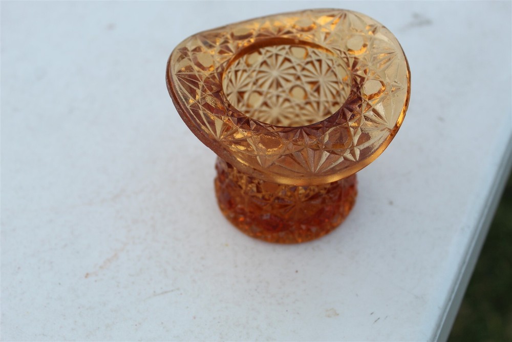 Fenton Glass Top Hat Toothpick 2 1/4 