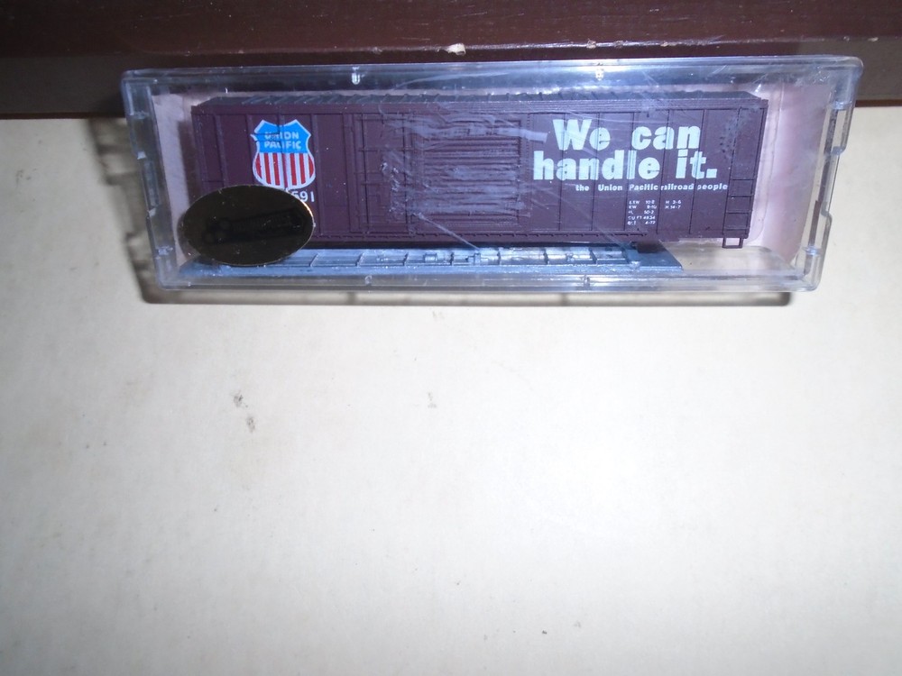 Roundhouse #8237 50' Single Door Boxcar - Union Pacific #Up 170591 N