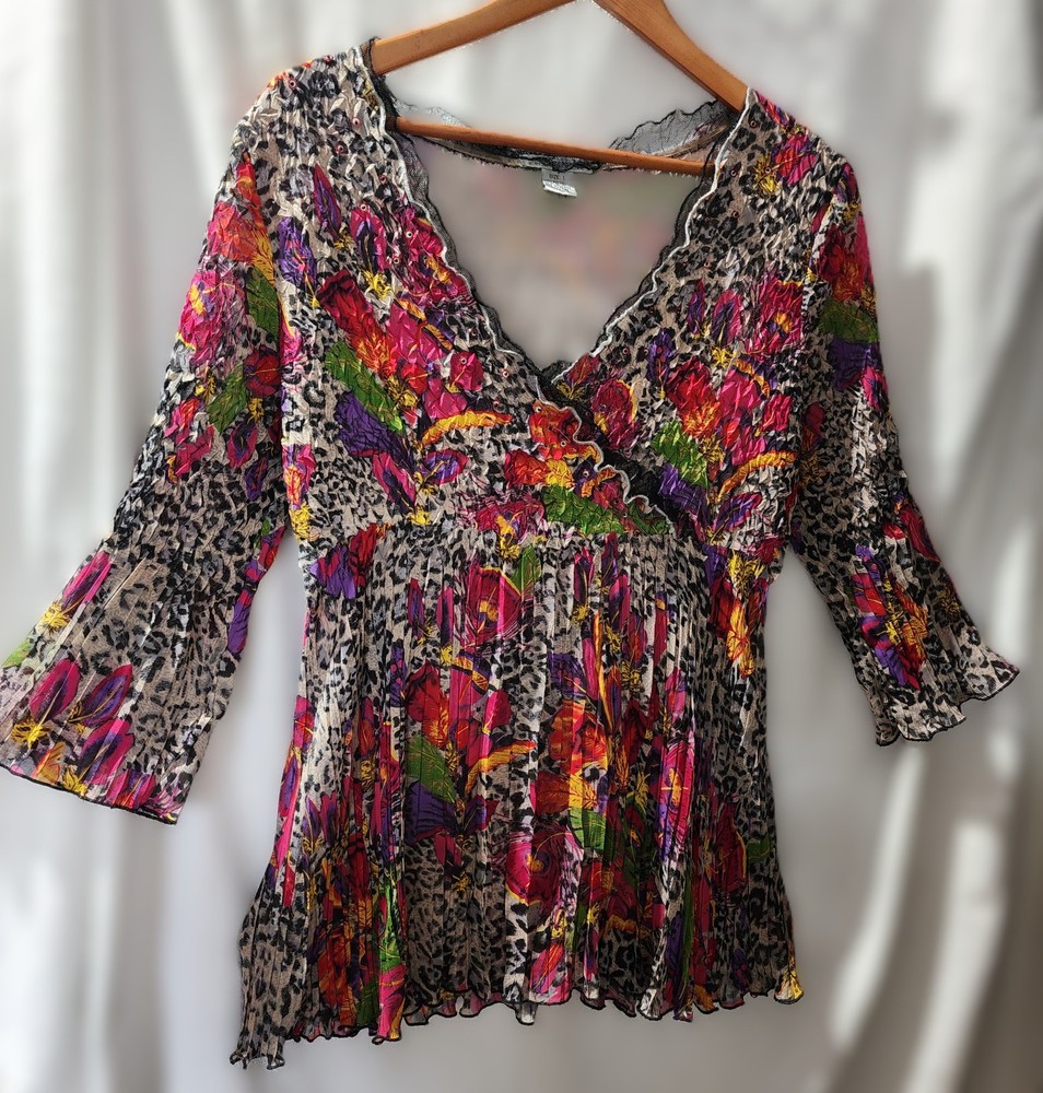 Alberto Makali	womens Large multi color floral/leopard blouse.
