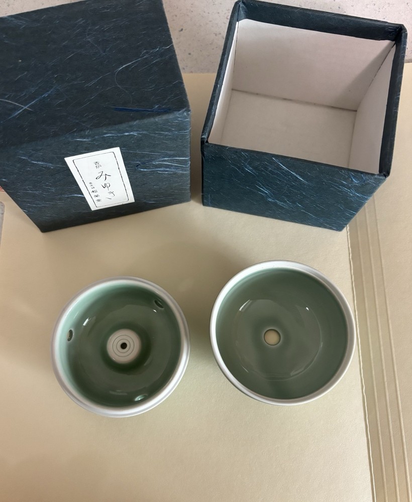 Japanese Ceramic Incense Burner Koro Green Glaze with Box, Ownership History NA