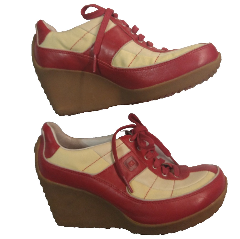 Tsubo Womens Red White Wedge  Sneaker Tennis Lace up Shoes Size US 6
