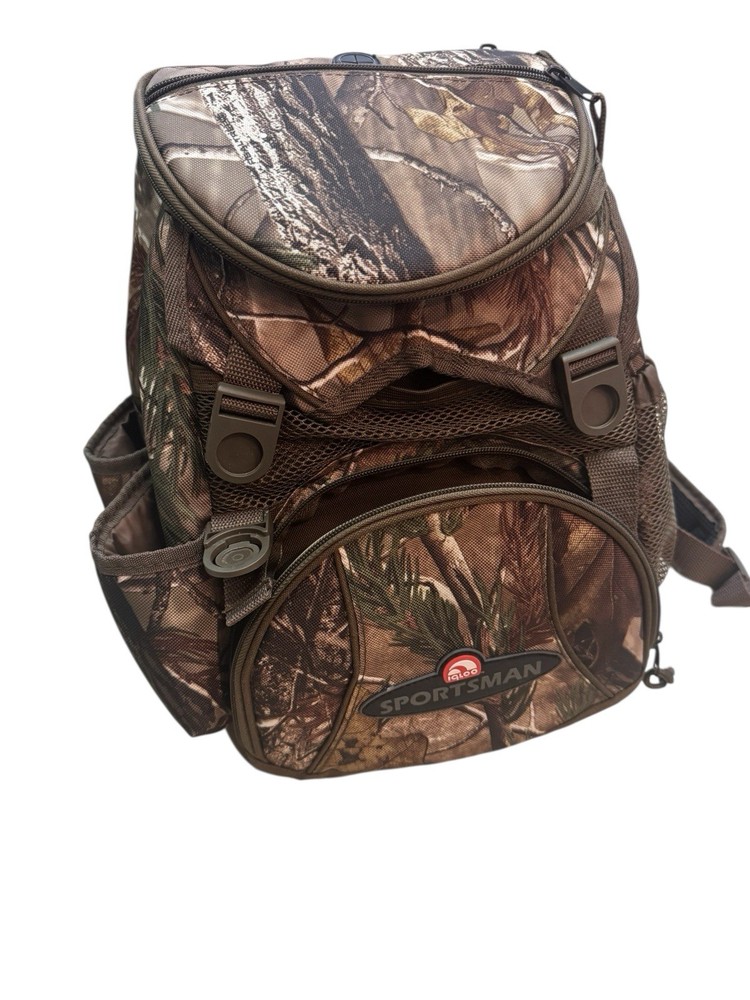 Igloo Sportsman Insulated Camo Hunting Cooler Backpack with Minor Flaw