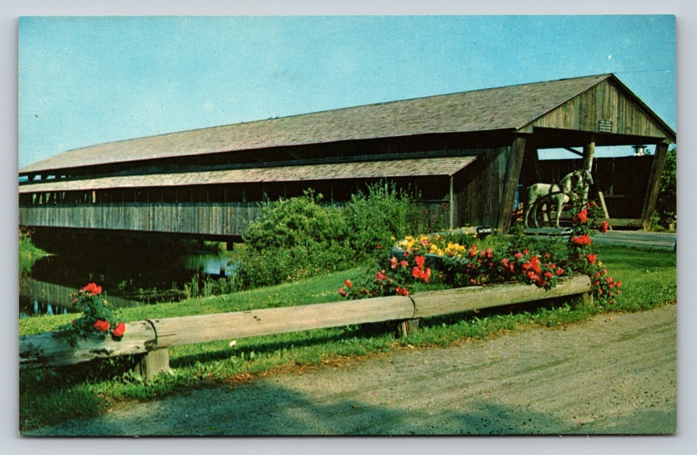 Entrance To Shelburne Museum Covered Bridge, Vermont VT VINTAGE Postcard