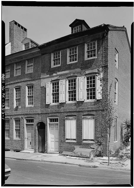 1. GENERAL VIEW; FRONT ELEVATION - 117 Lombard Street (House), Philadelphia,