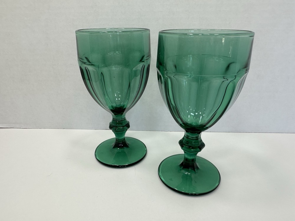 Libbey Set of 2 Duratuff Gibraltar Juniper Dark Green 7” Water Or Wine Goblets
