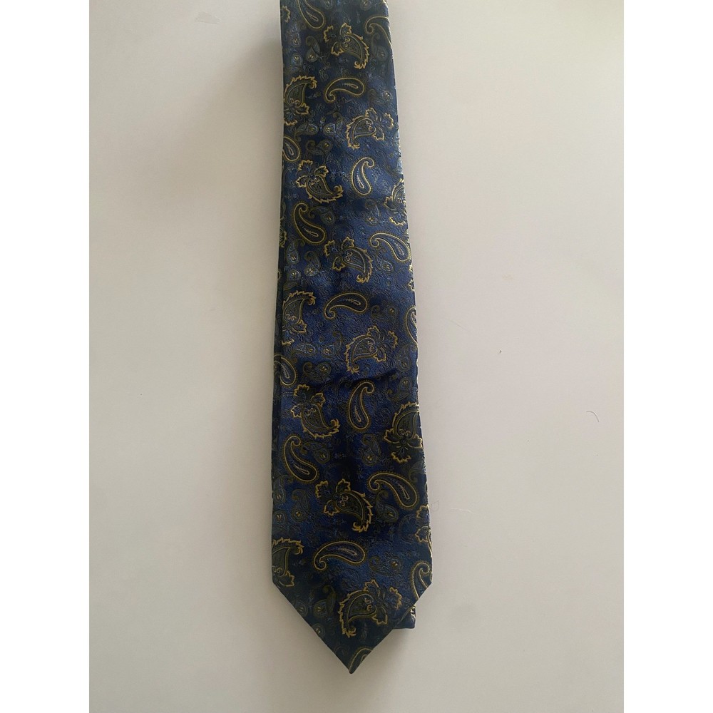 BOCARA Mens Silk Tie Navy Blue Gold Paisley Formal Necktie