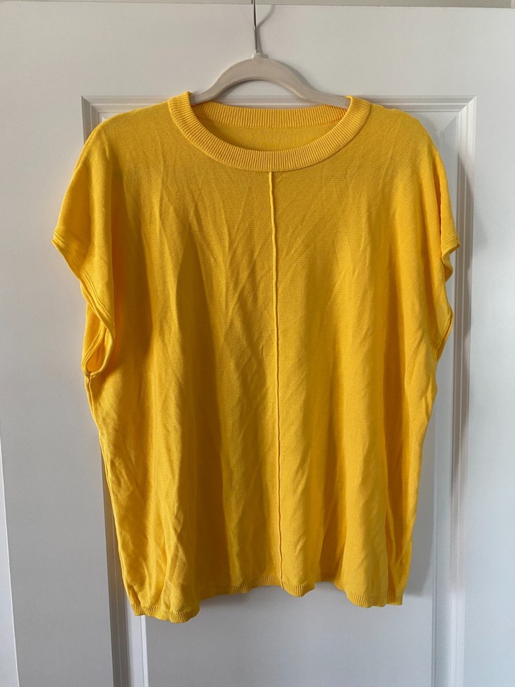 Women's no sleeve round neck blouse top size XXL