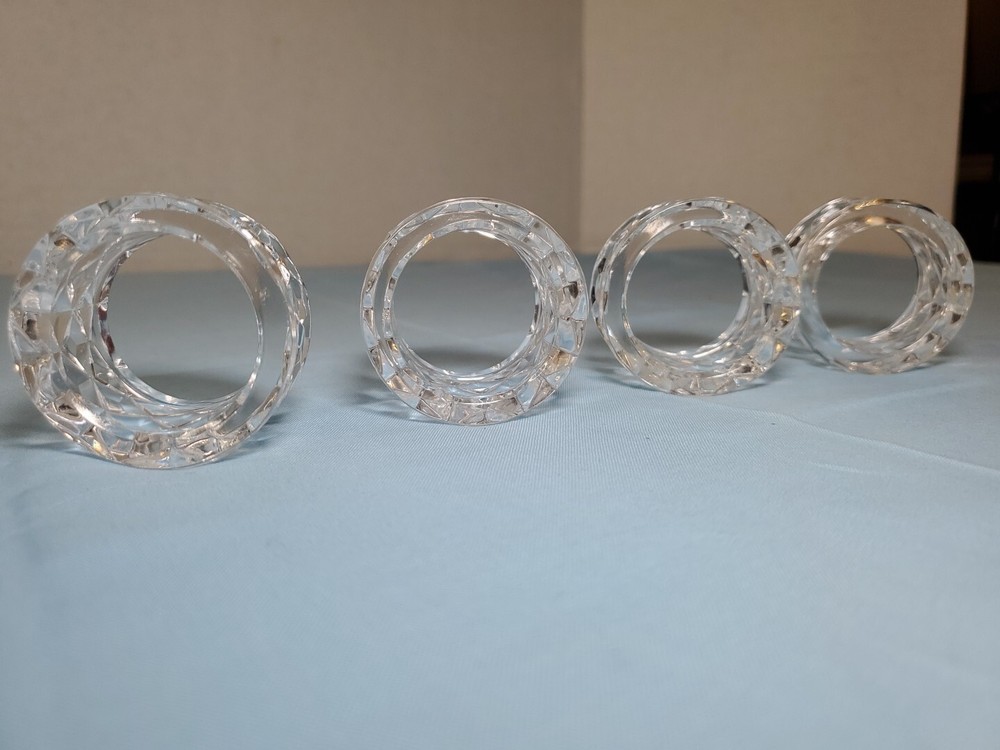 Set of 4 Gorham Fairfax Full Lead Crystal C529 Napkin Rings in Box with Classic Elegance and Timeless Design