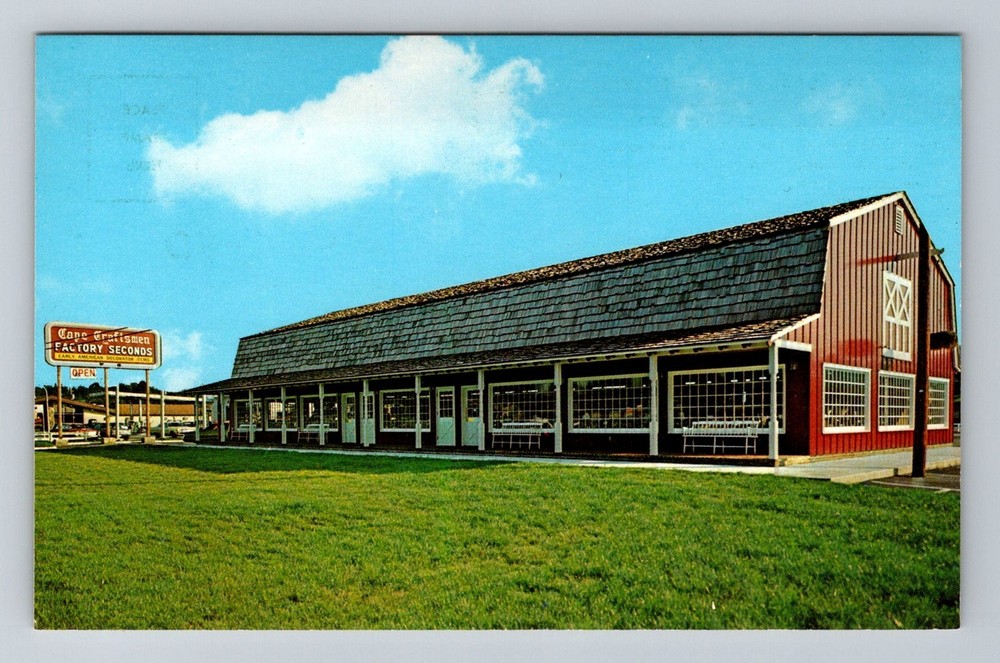 Pigeon Forge, TN-Tennessee, Cape Craft Pine Factory Seconds Vintage Postcard