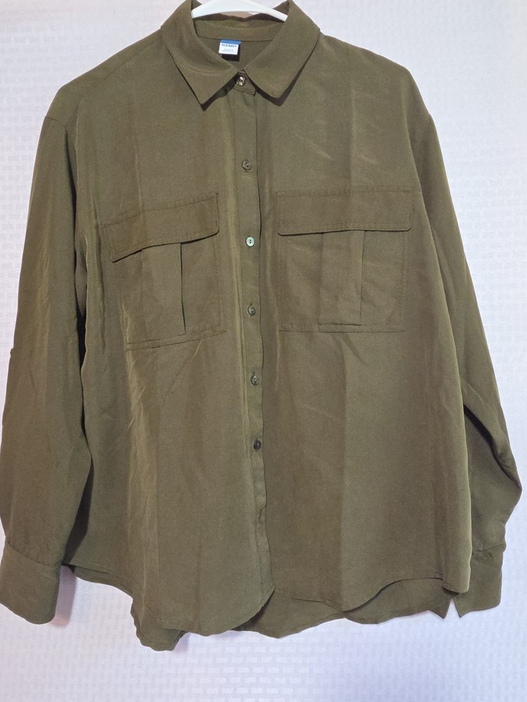 Old Navy Women’s Medium Button Up Shirt Army Green Long Sleeve Roll Tab Casual