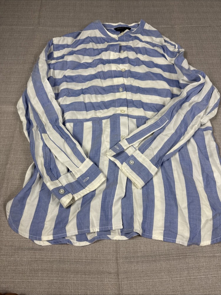 Banana Republic women's Striped white blue long sleeve blouse size XS