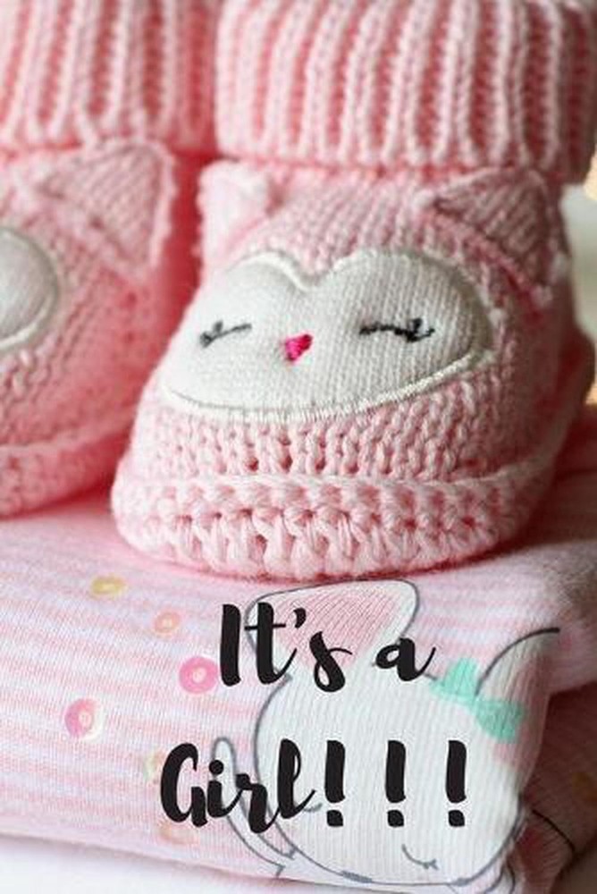 It's a Girl! by Krishna Ruffin (English) Paperback Book