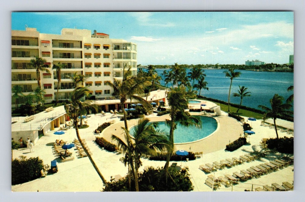 Palm Beach FL-Florida, Pool And Patio Palm Beach Towers, Vintage Postcard