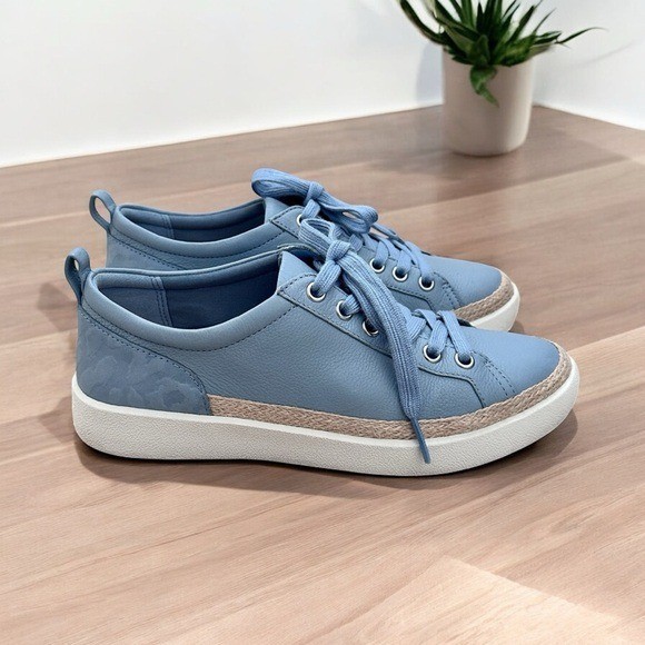 Vionic Women’s Winny Lace up Blue Leather Casual Sneakers Size 6.5