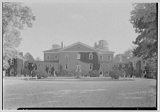 Mrs. Richard M. Tobin, Long Island. Entrance facade, residence in Syosset
