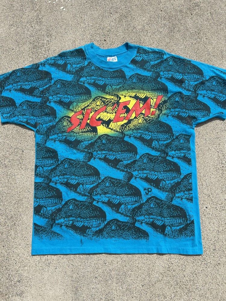 Vintage Jurassic Park Velociraptor AOP 90s T Shirt Movie Promo Sic Em Dinosaur