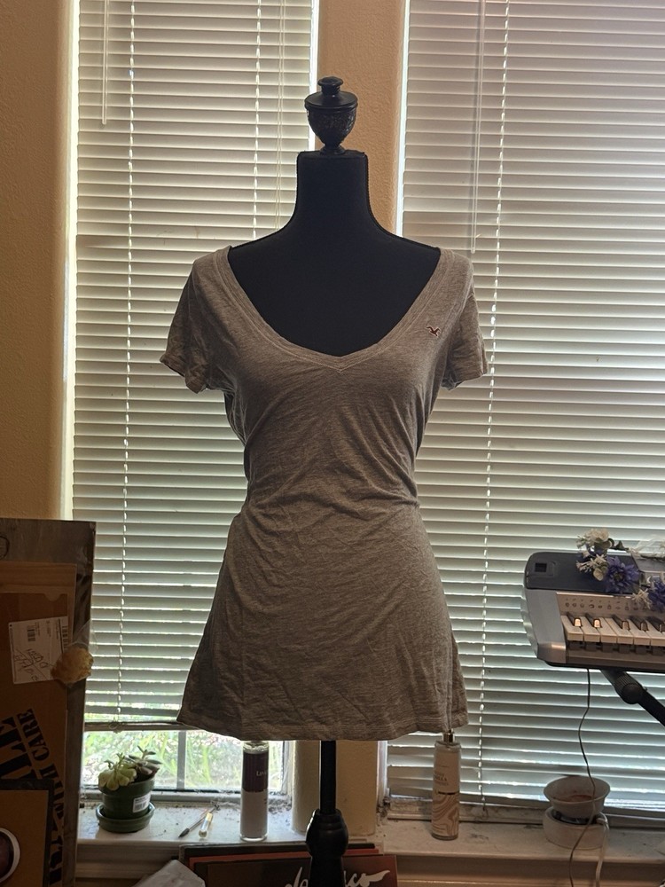 Vtg Y2K Hollister Shirt Womens L Gray V-Neck Plunge Striped Short Sleeve Top