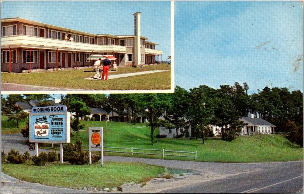 White Cliffs Plymouth MA Postcard - Cape Cod Bay Resort - Plastichrome