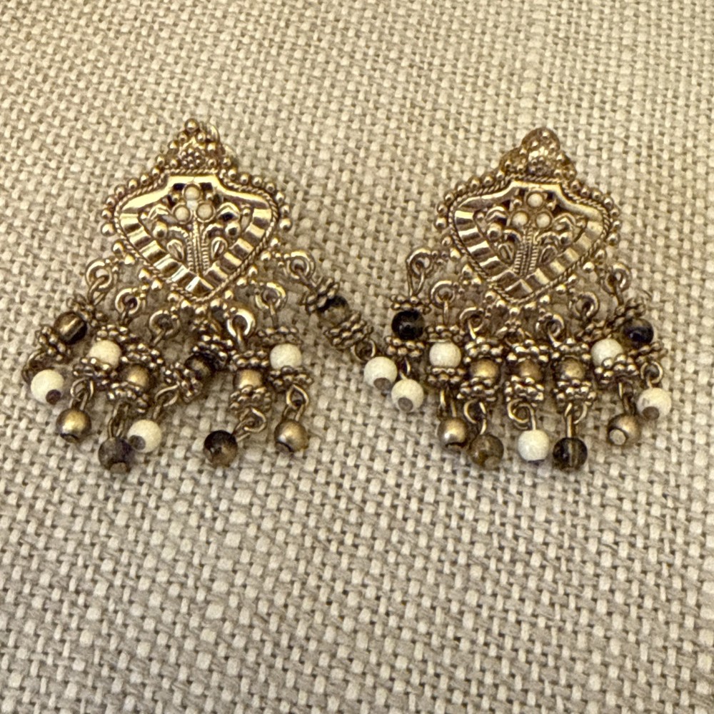vintage ornate 1980’s gold tone runway statement dangle clip on Fringe earrings